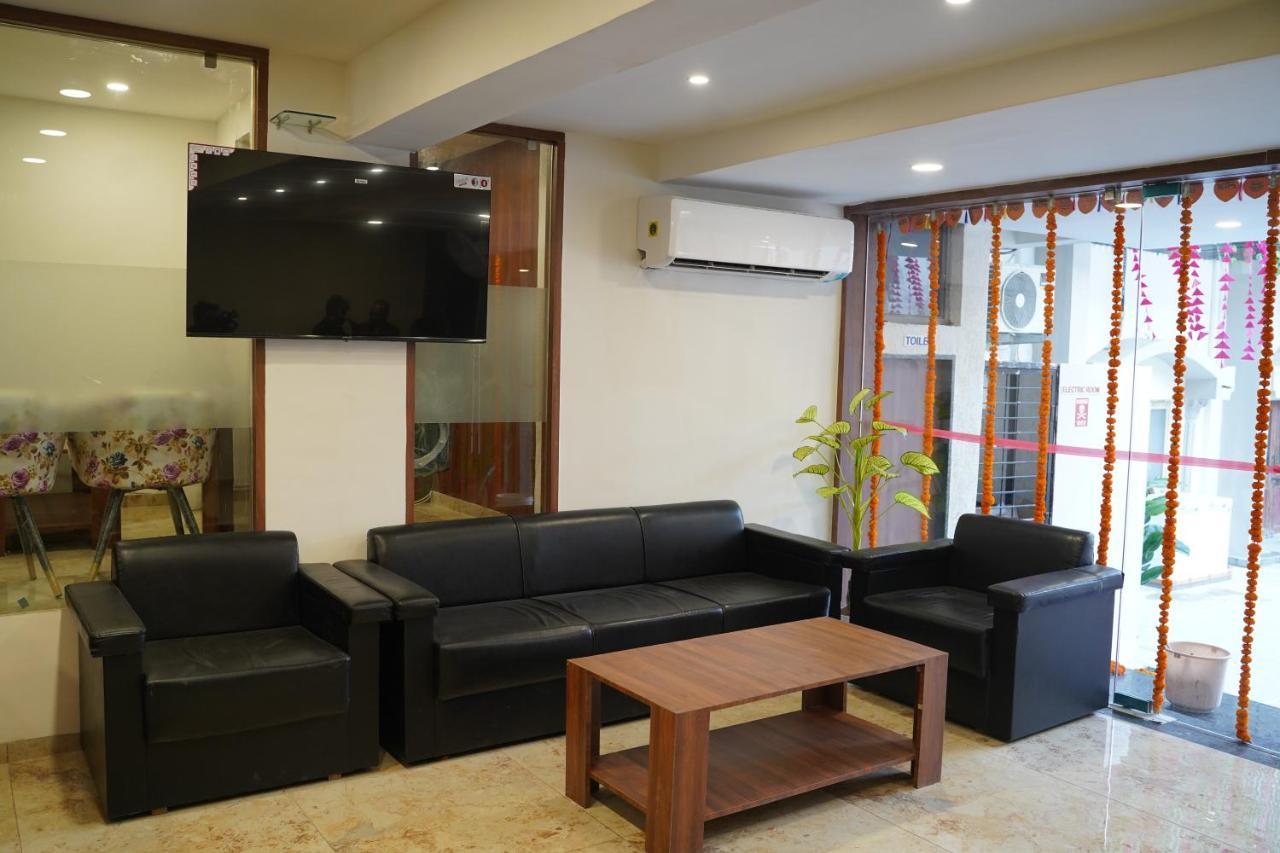 Leela Bizotel Junagadh Exterior foto