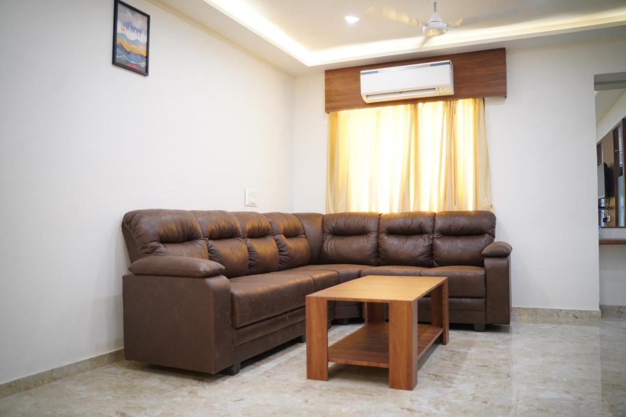 Leela Bizotel Junagadh Exterior foto